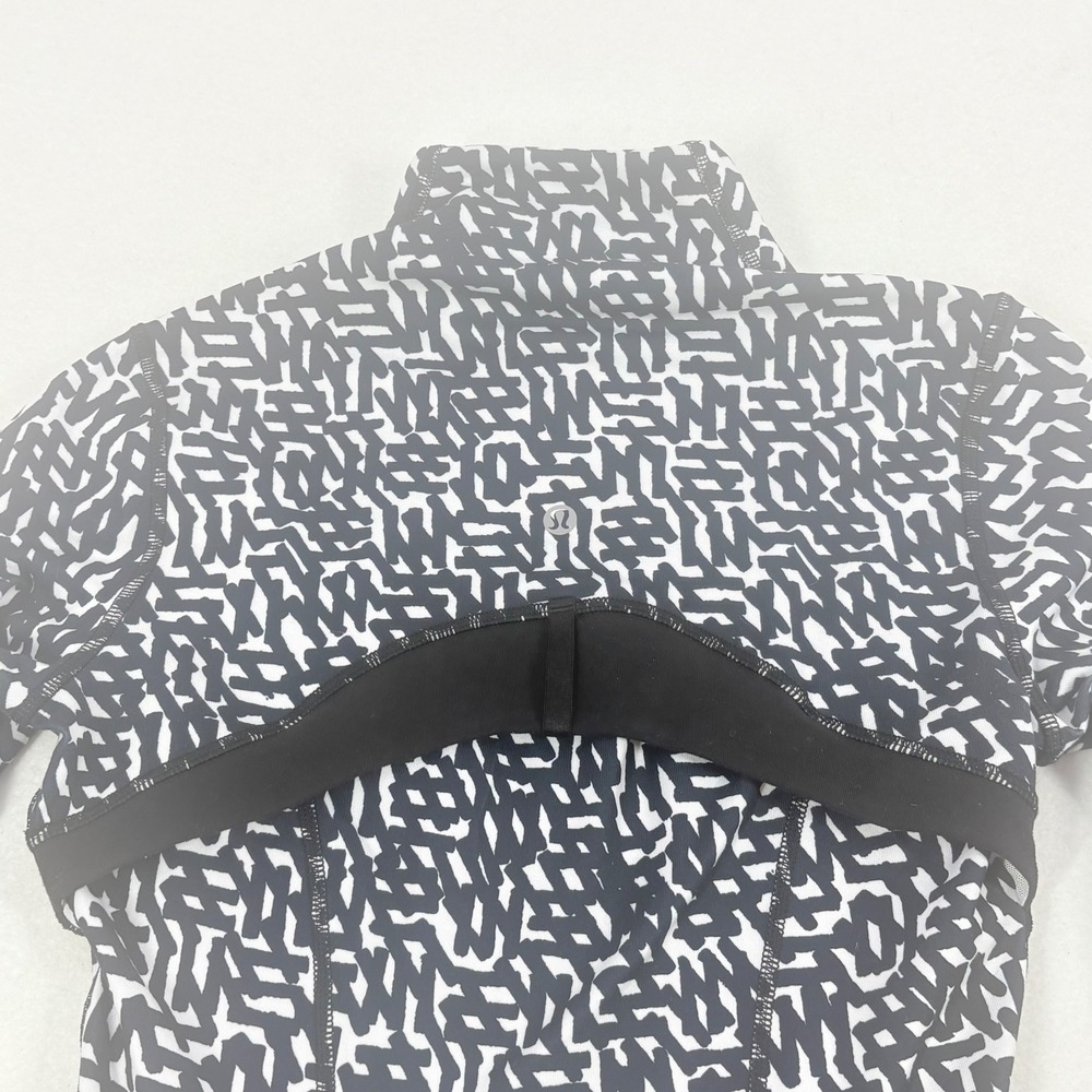 Lululemon Jacket Size 4 Black Pattern Define Full… - image 8